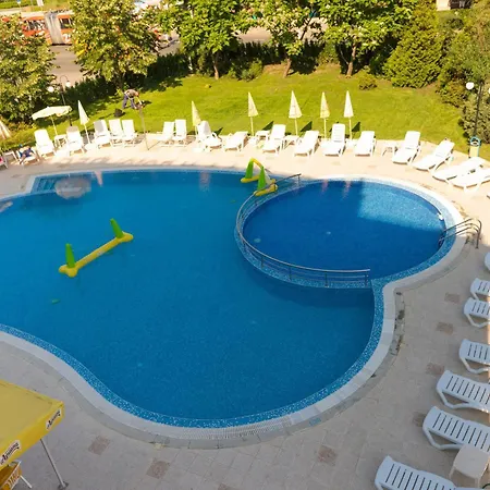 Отель Regata Palace 4*